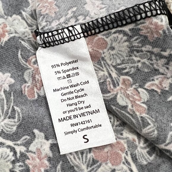 LuLaRoe Carly Swing Dress Small Slinky Material Black w/ Red Floral - Picture 4 of 4